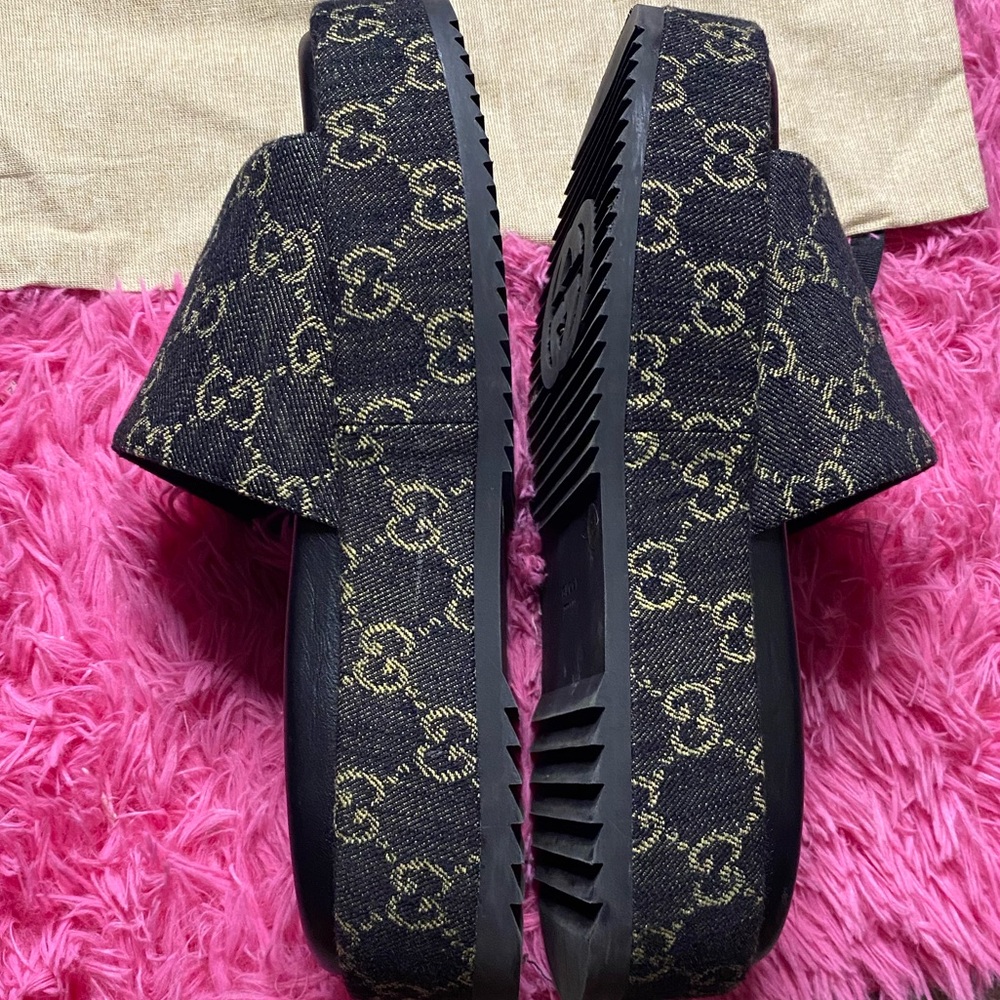 Authentic Gucci Denim Platform Slides - Picture 4 of 7